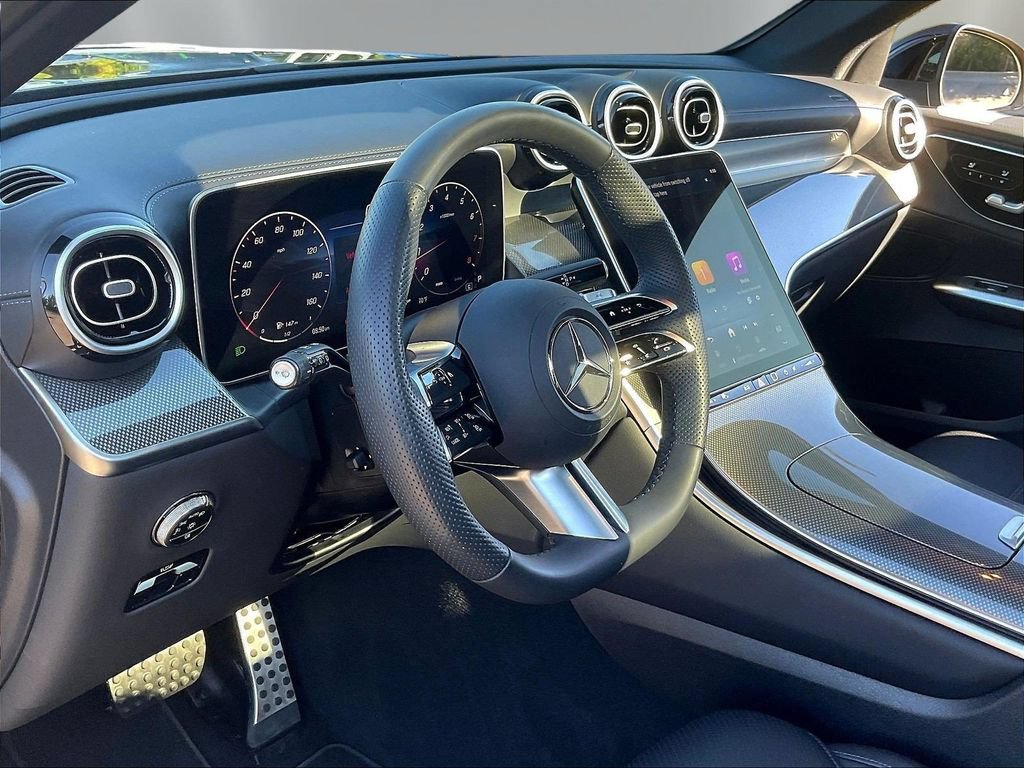 Used 2026 Mercedes-Benz GLC 300 image 19