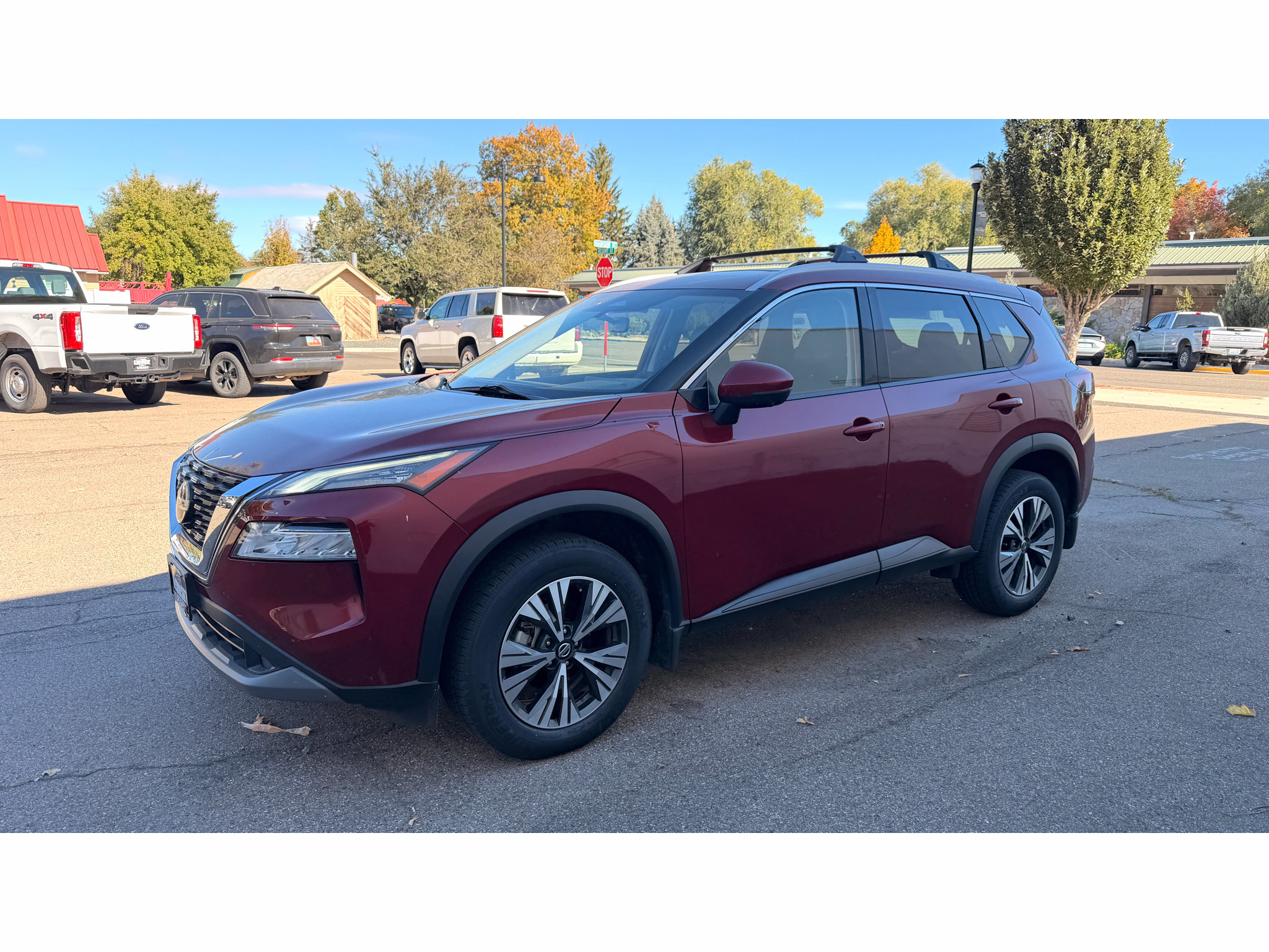 Used 2021 Nissan Rogue SV w/ Premium Package AWD/4WD image 5