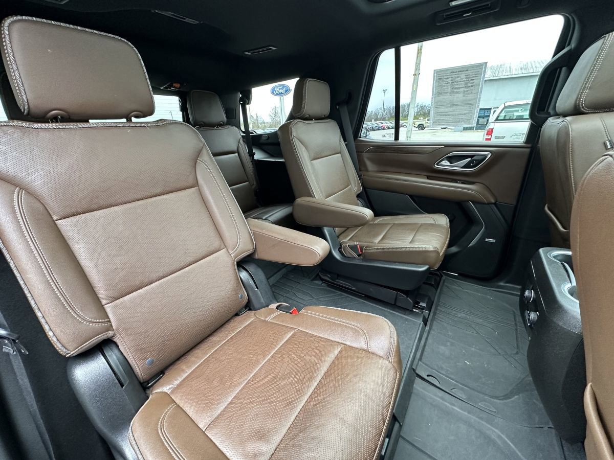 Used 2022 Chevrolet Tahoe High Country image 15