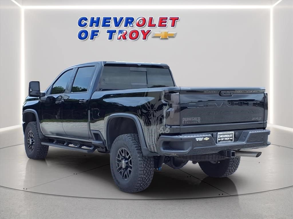 Used 2025 Chevrolet Silverado 2500 ZR2 AWD/4WD image 11