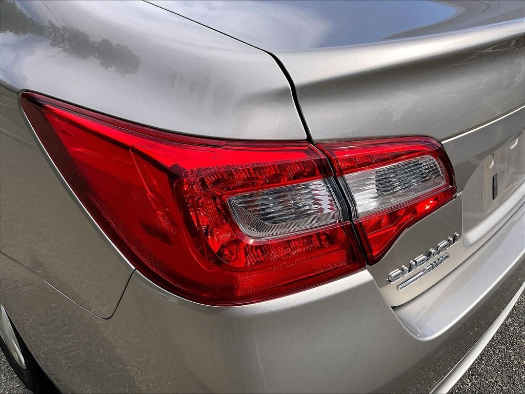 Used 2016 Subaru Legacy 2.5i Premium AWD/4WD image 23