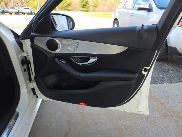 Used 2017 Mercedes-Benz C 300 4MATIC Sedan image 41