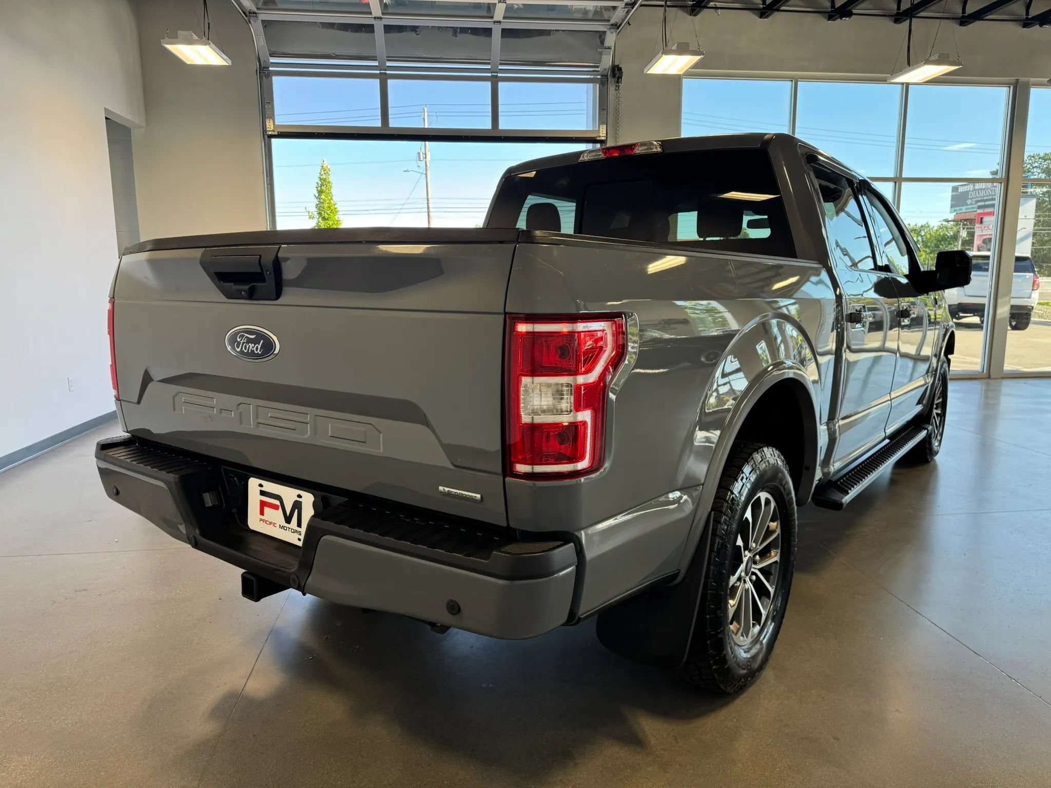 Used 2020 Ford F150 XLT w/ Equipment Group 302A Luxury AWD/4WD image 8