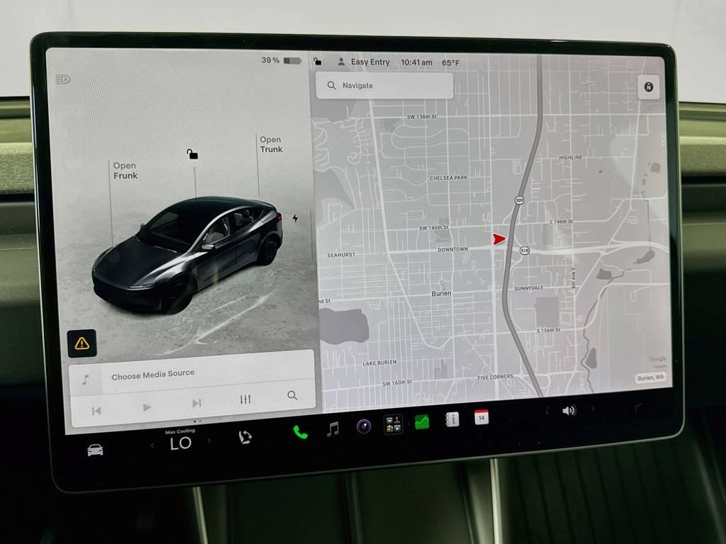 Used 2026 Tesla Model Y 2WD image 15