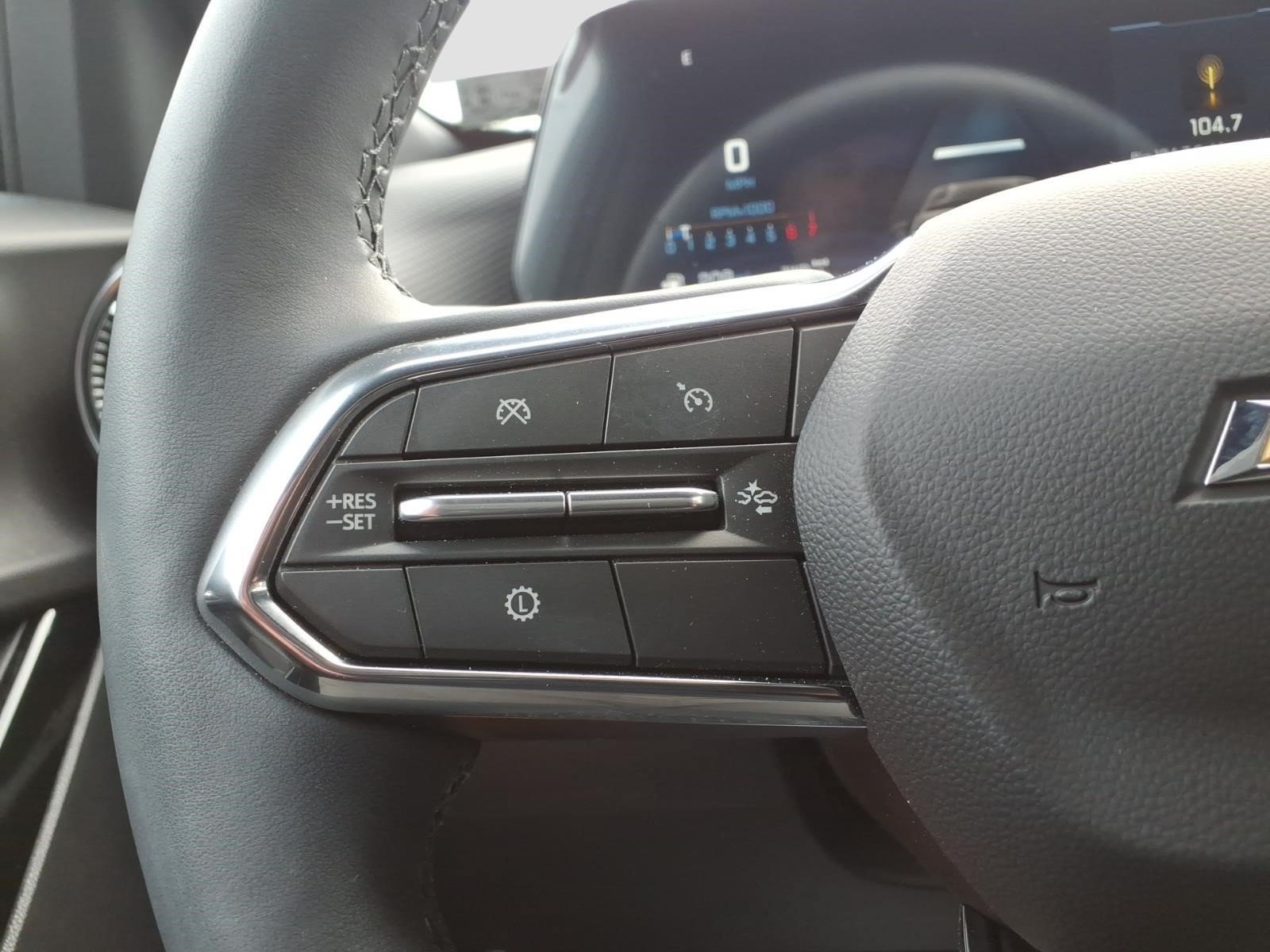 Used 2026 Chevrolet Equinox LT AWD/4WD image 22