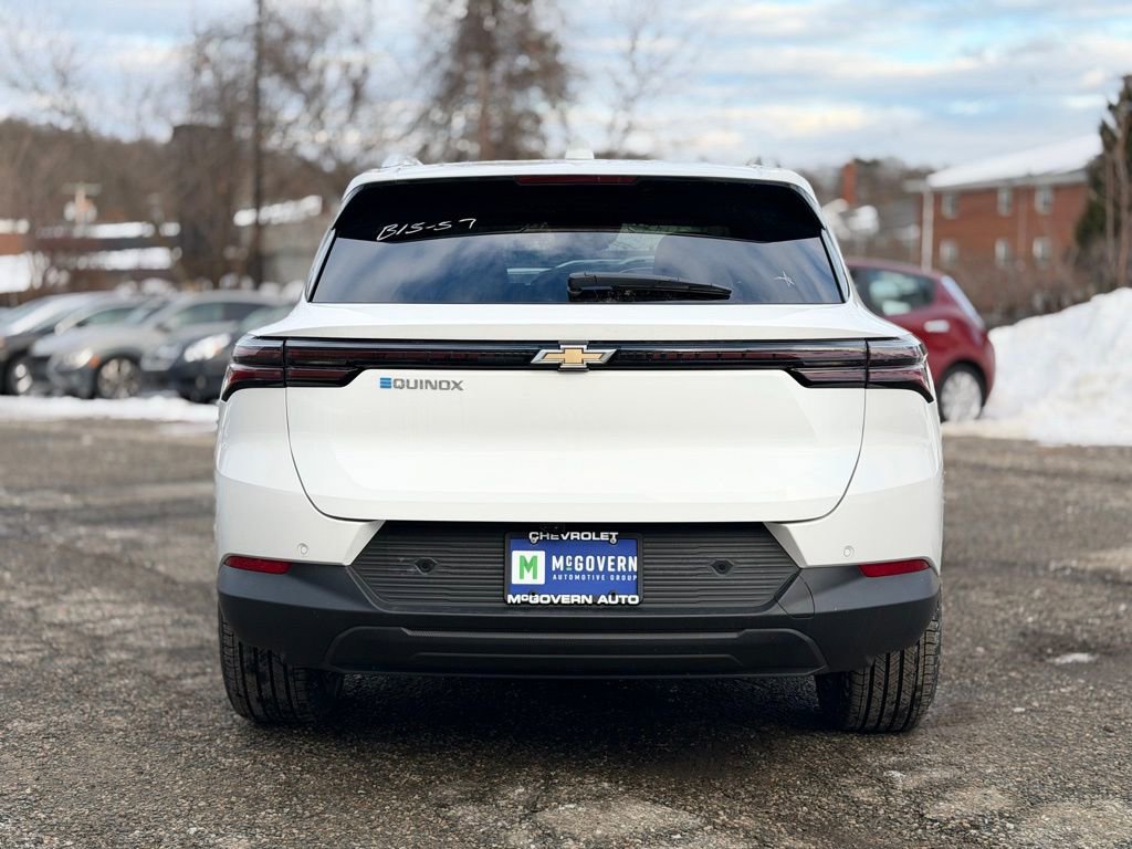 New 2026 Chevrolet Equinox EV LT image 5