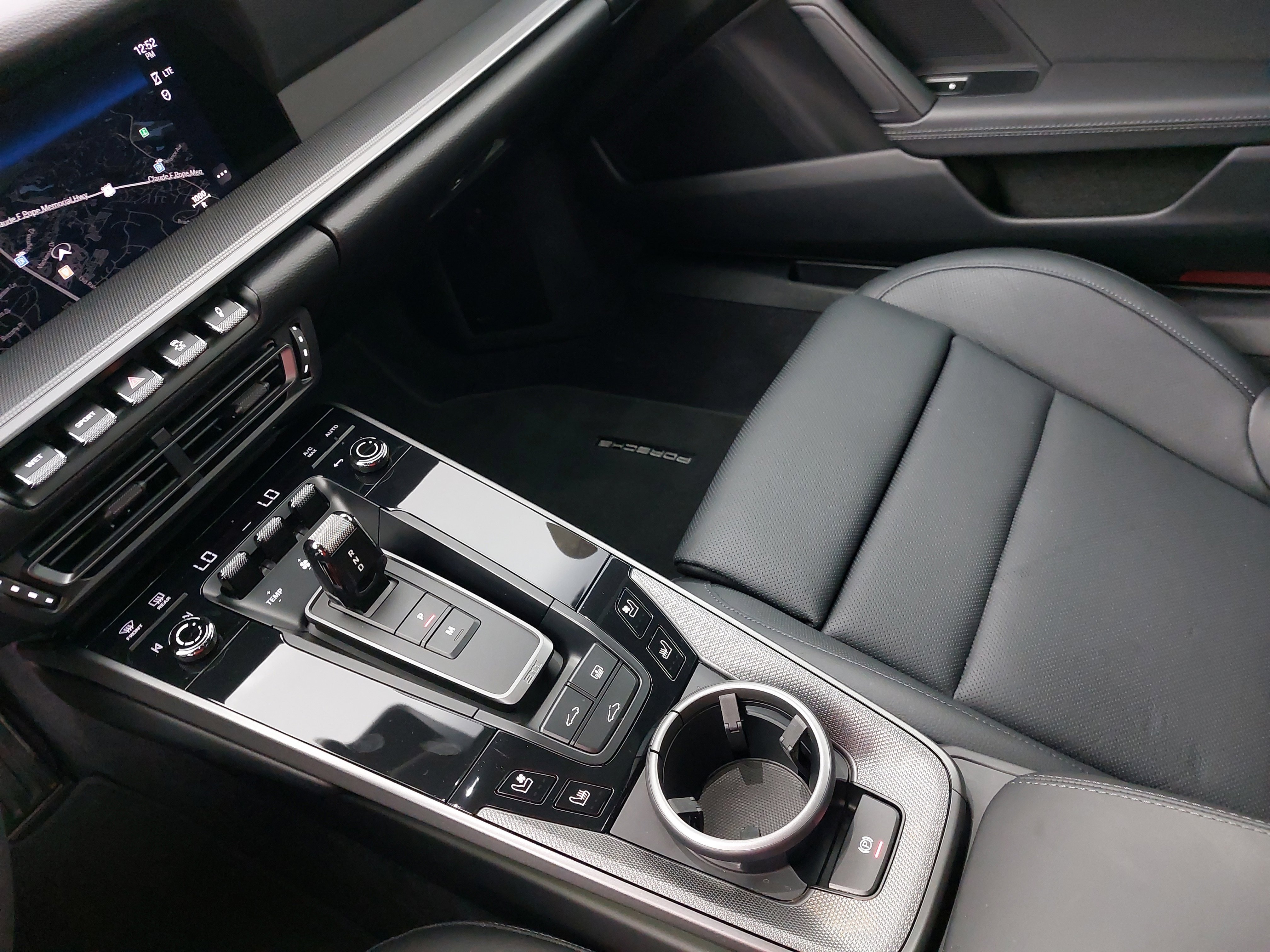 Used 2023 Porsche 911 Carrera image 23