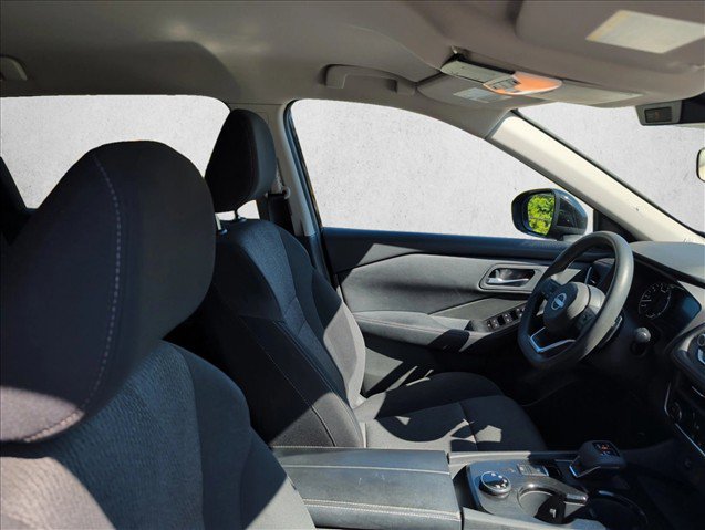 Used 2024 Nissan Rogue SV AWD/4WD image 25