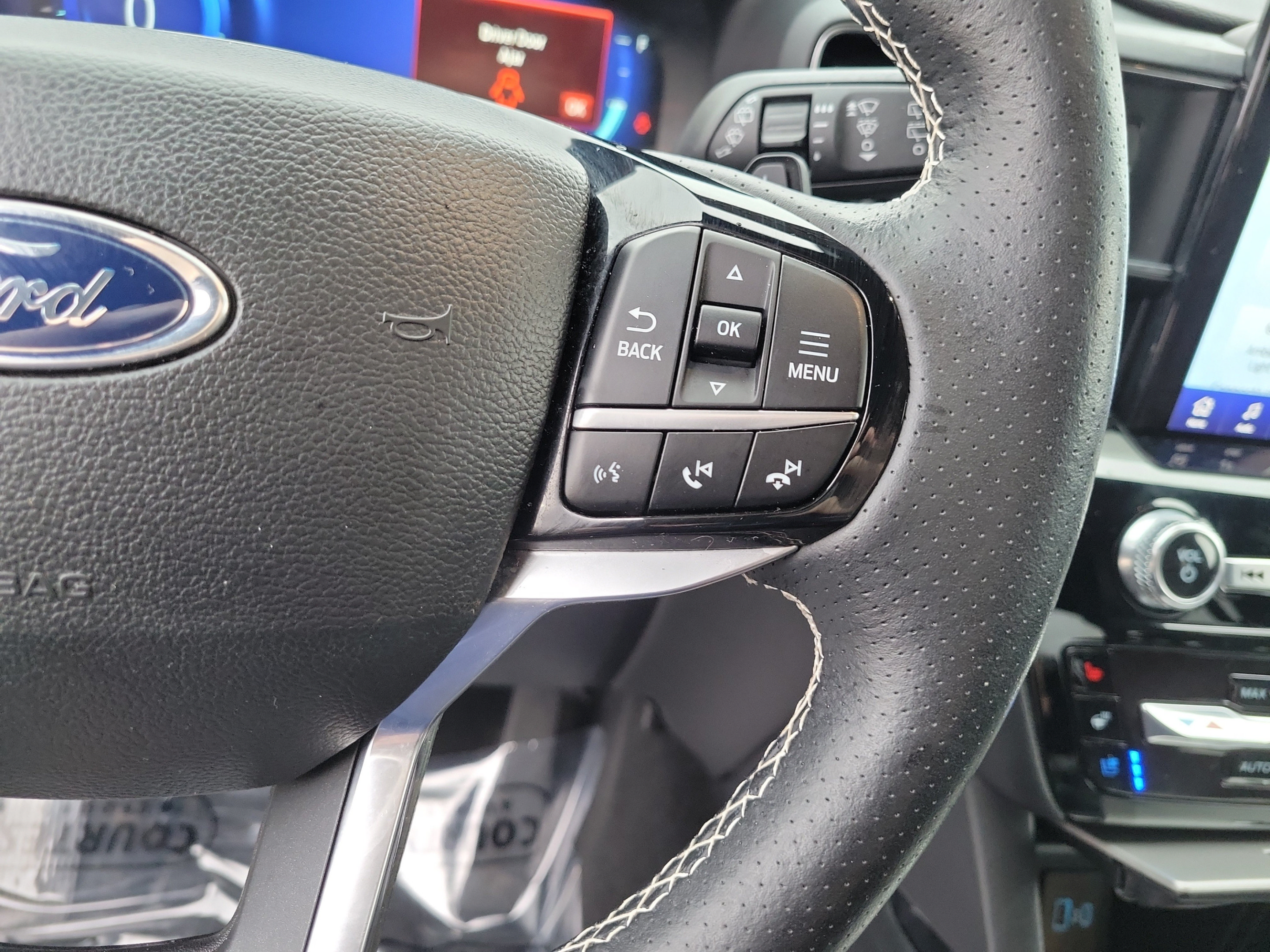 Used 2022 Ford Explorer ST w/ Equipment Group 401A AWD/4WD image 24