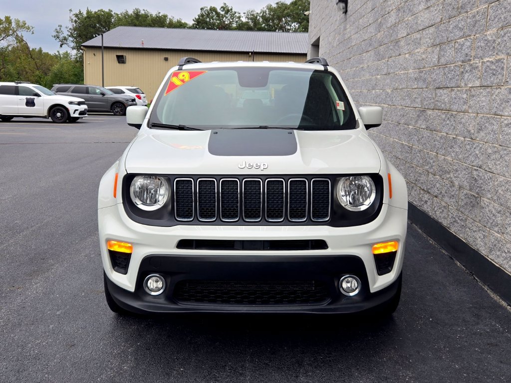 Used 2019 Jeep Renegade Latitude w/ Cold Weather Group AWD/4WD image 8