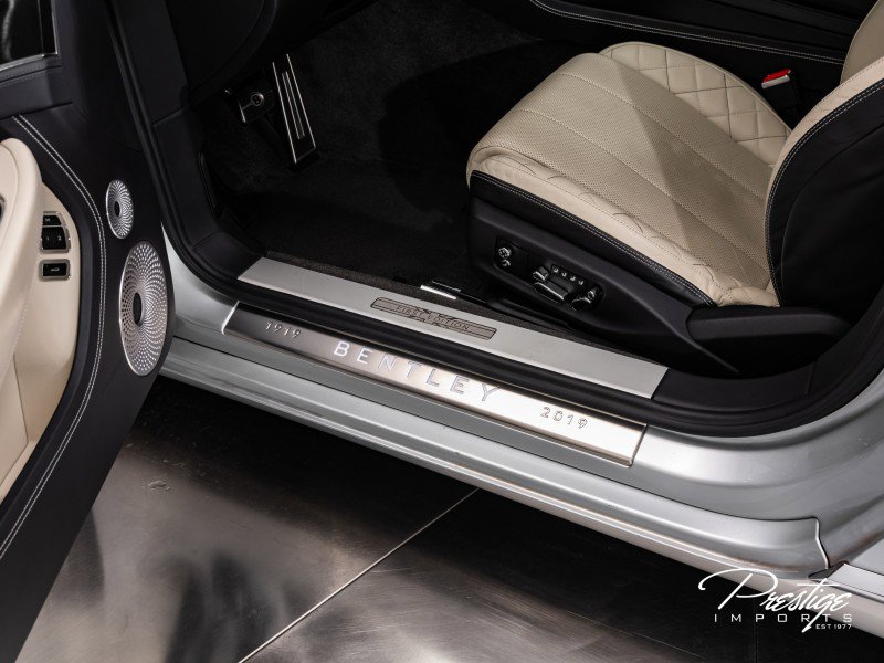 Used 2020 Bentley Continental GT V8 image 22