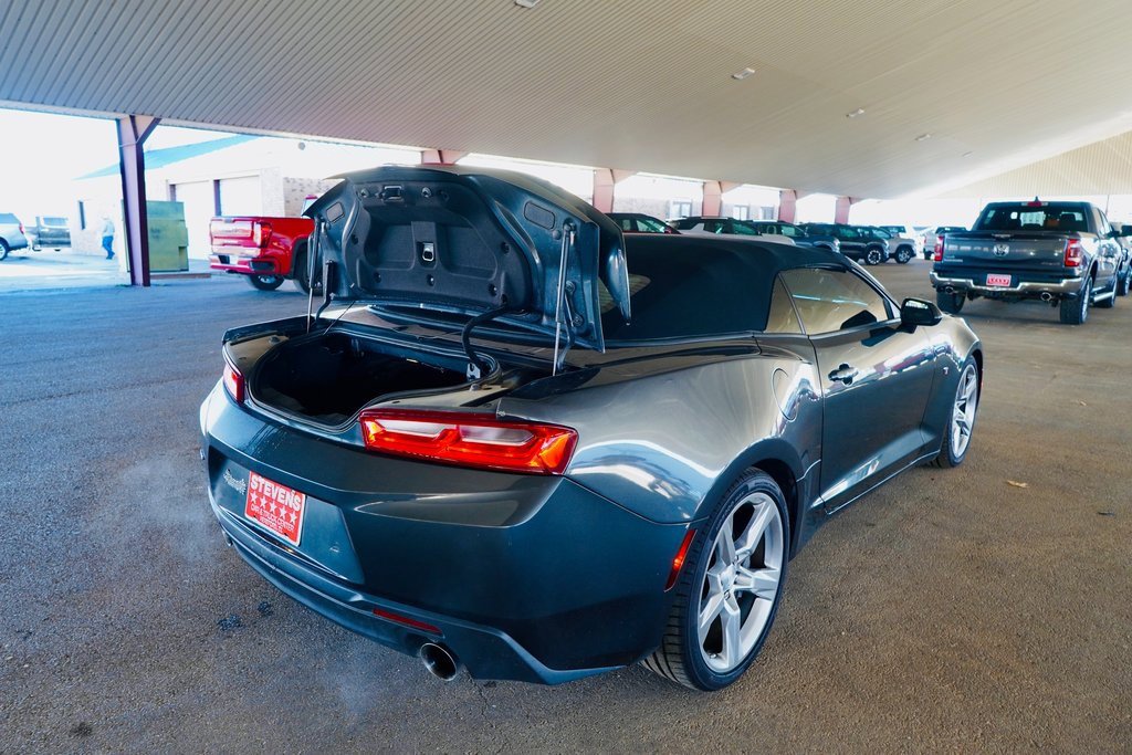 Used 2018 Chevrolet Camaro SS image 4