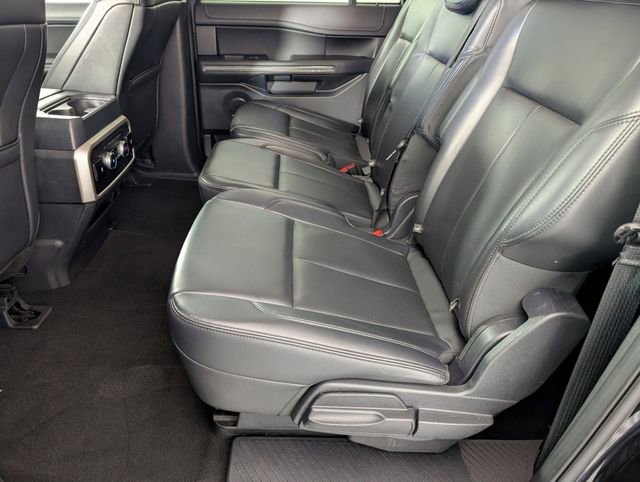 Used 2024 Ford Expedition Max XLT image 29