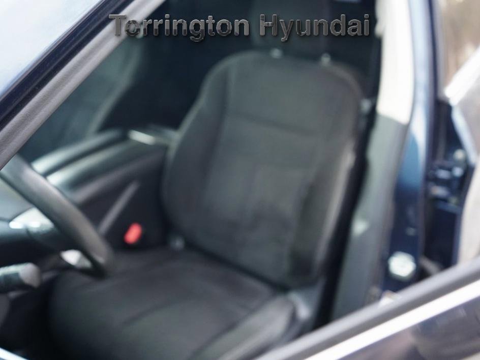 Used 2015 Nissan Murano SV w/ Premium Package image 25