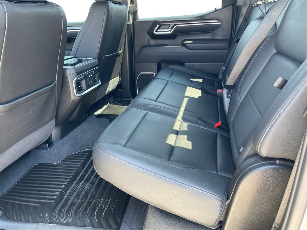 New 2026 Chevrolet Silverado 1500 LTZ w/ LTZ Premium Package image 24