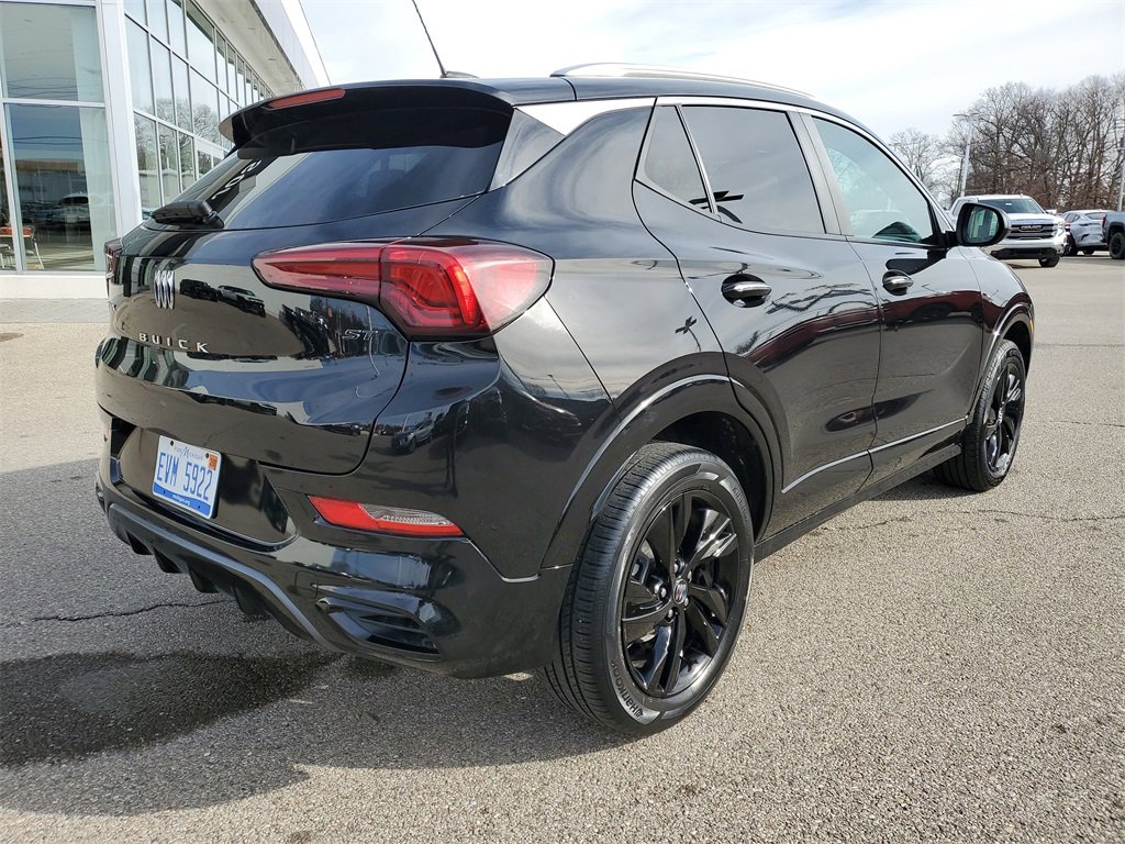 Used 2024 Buick Encore GX Sport Touring image 4