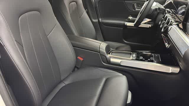Certified 2026 Mercedes-Benz GLB 250 4MATIC image 37