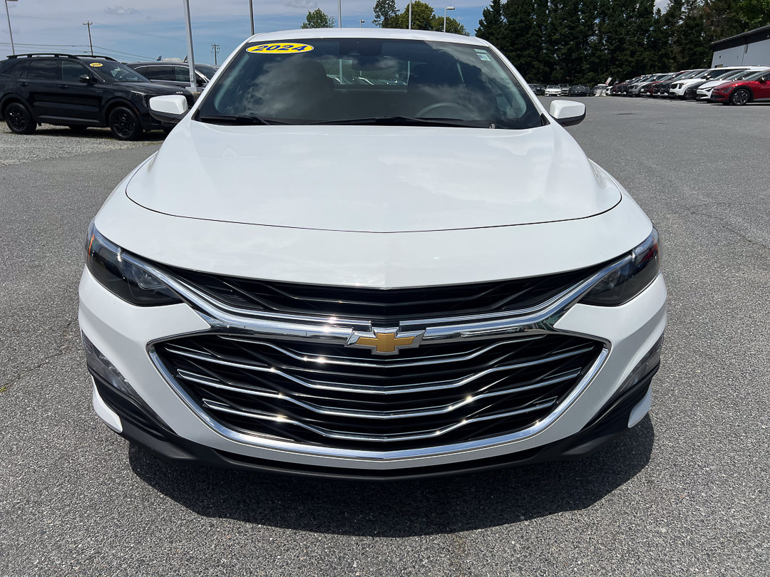 Used 2024 Chevrolet Malibu LT FWD image 9