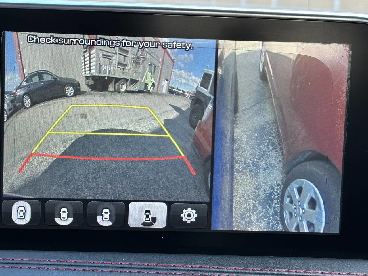 Used 2019 Genesis G70 2.0T Advanced w/ Sport Package image 49