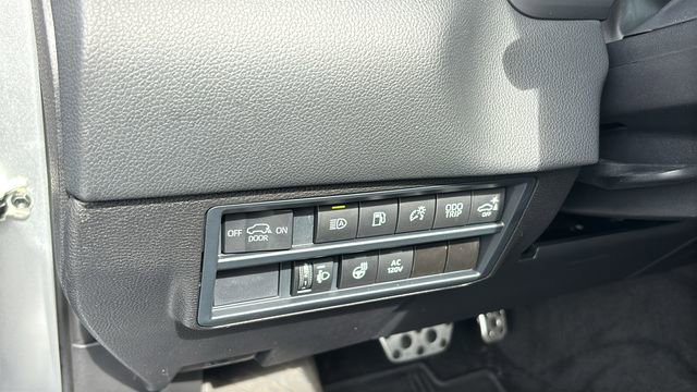 Used 2025 Toyota Sequoia SR5 w/ SR5 Premium Package AWD/4WD image 16