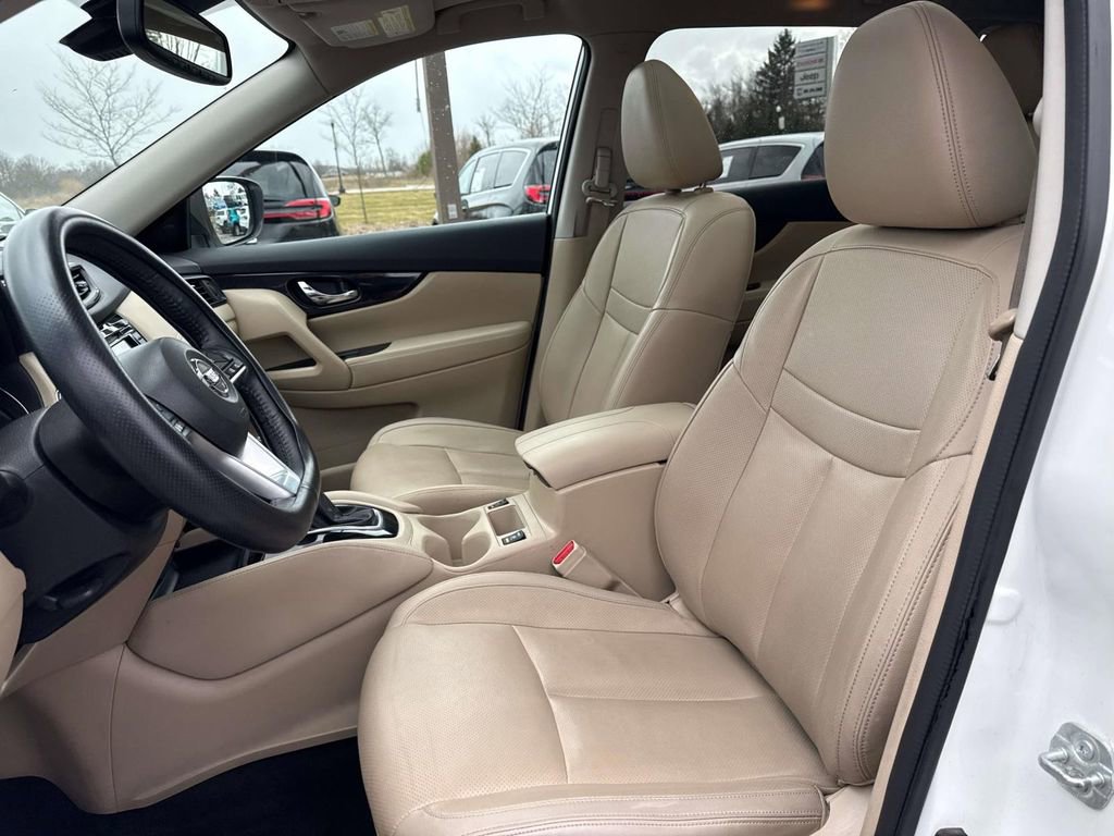 Used 2018 Nissan Rogue SL image 15