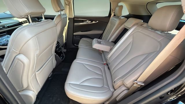 Used 2023 Lincoln Nautilus Standard w/ Premium Package image 19