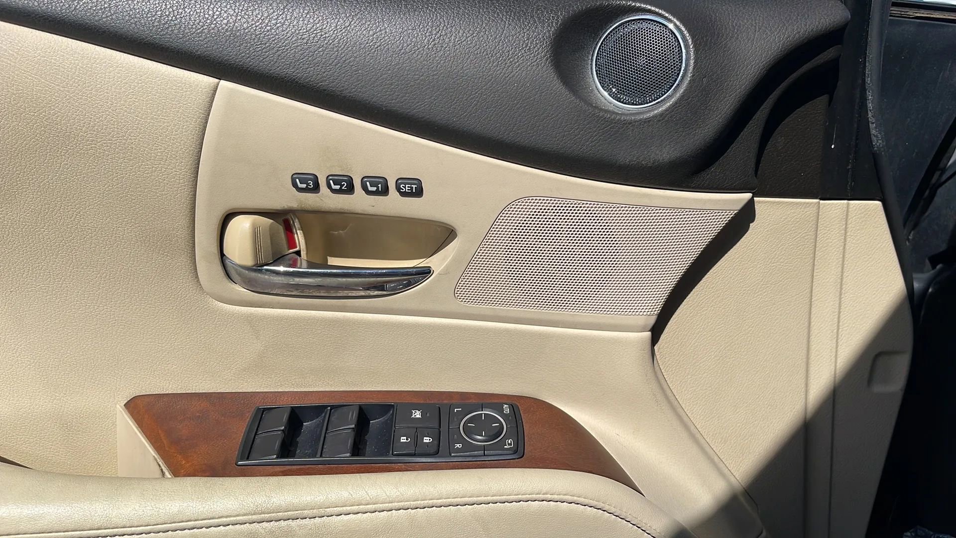 Used 2013 Lexus RX 350 FWD w/ Navigation Pkg image 16