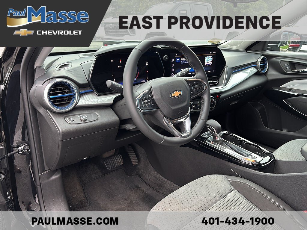 Certified 2024 Chevrolet Trax LT w/ LT Convenience Package FWD image 14