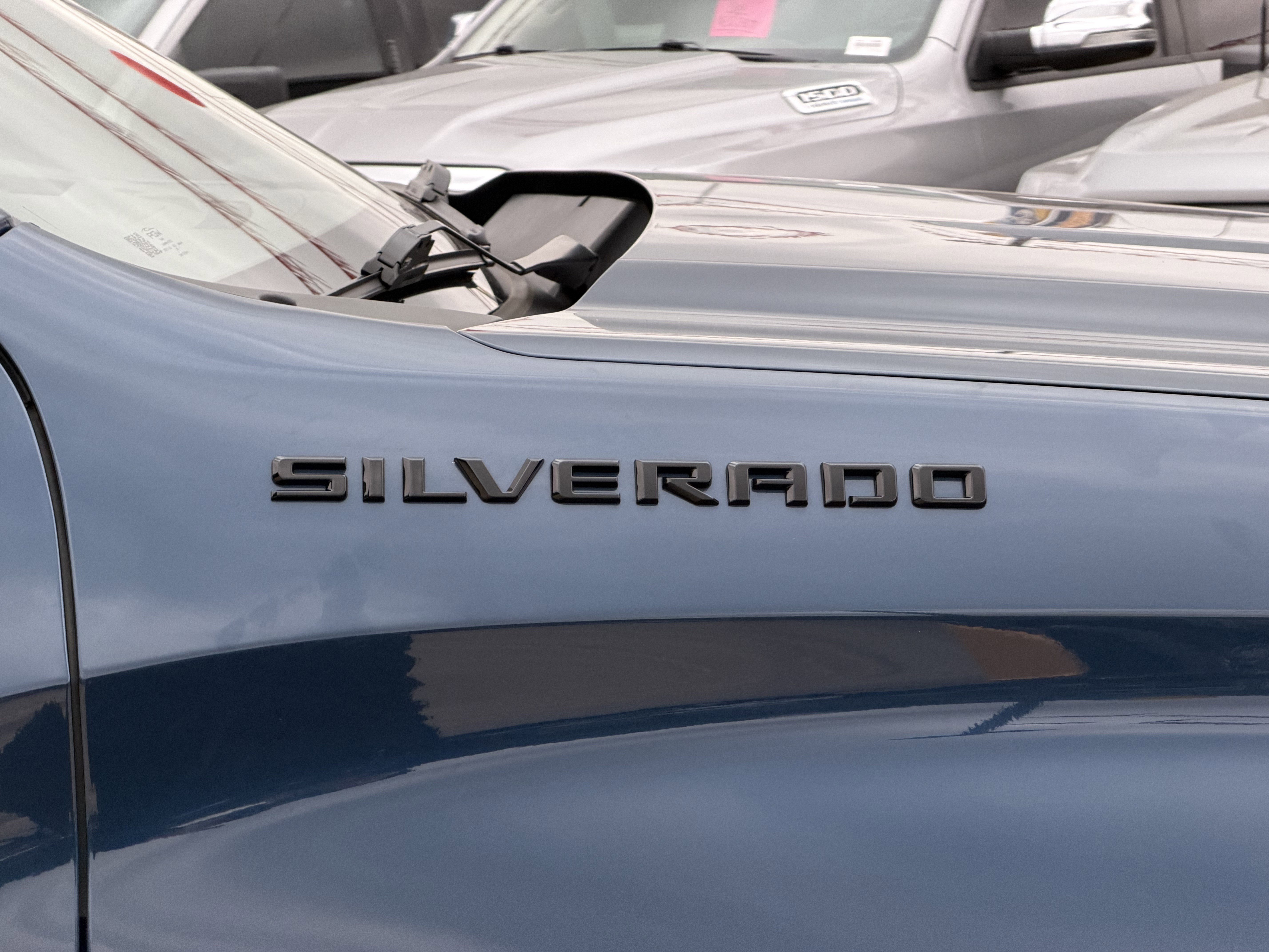 Used 2023 Chevrolet Silverado 1500 Custom w/ LPO, Dark Essentials Package image 4