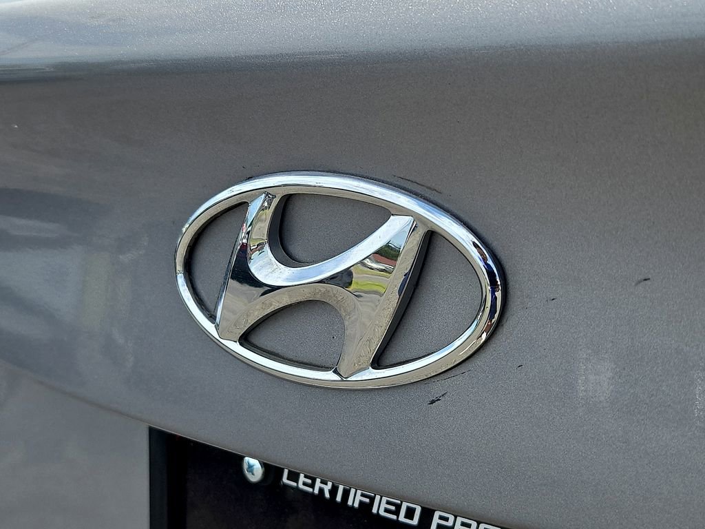 Used 2011 Hyundai Elantra GLS w/ Preferred Equipment Pkg 3 FWD image 29