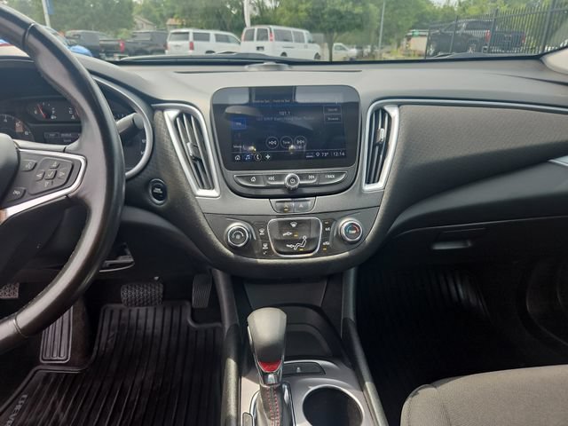 Used 2021 Chevrolet Malibu RS w/ LPO, Convenience Package 2 FWD image 18
