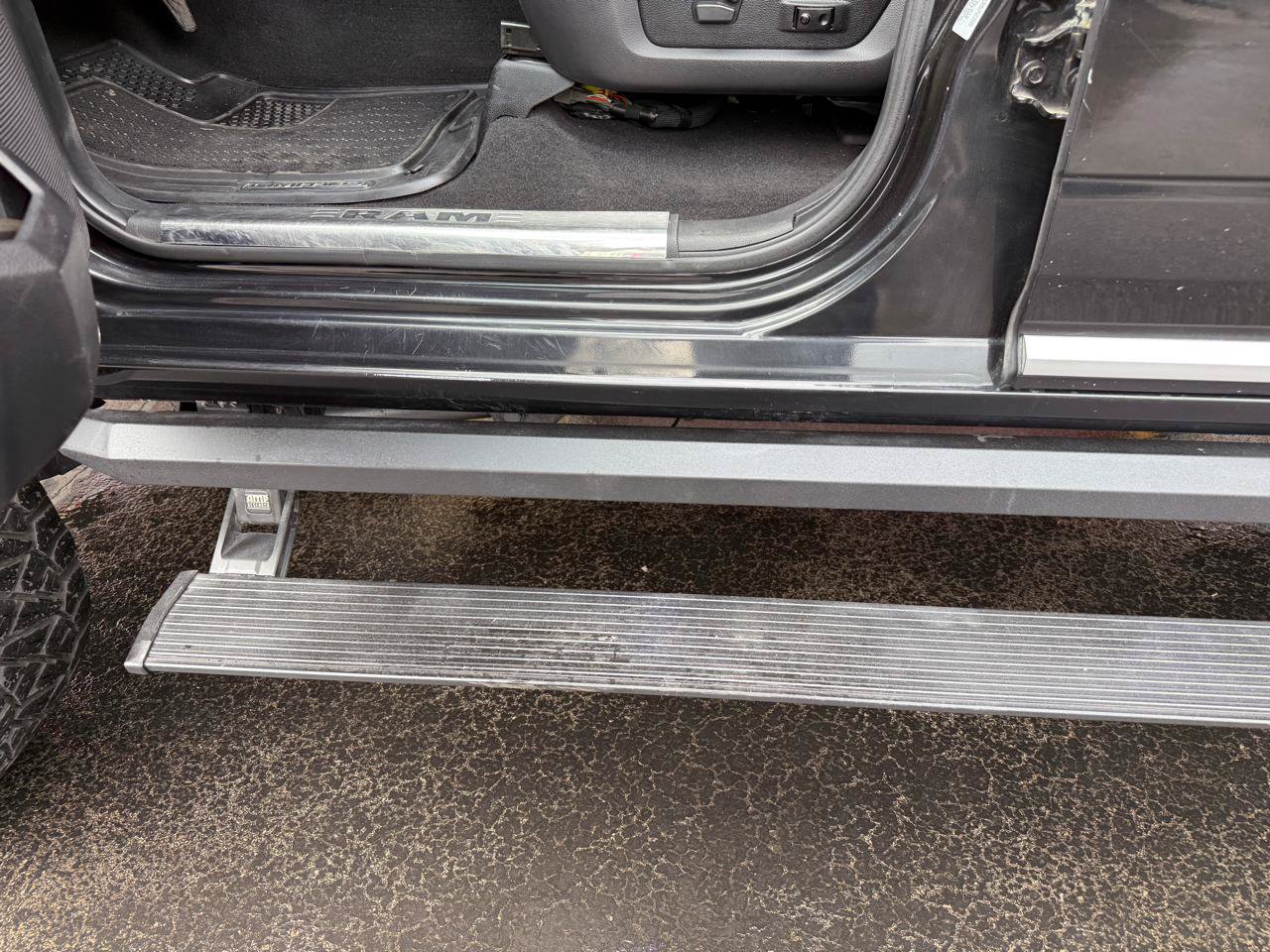 Used 2018 RAM 2500 Limited AWD/4WD image 13