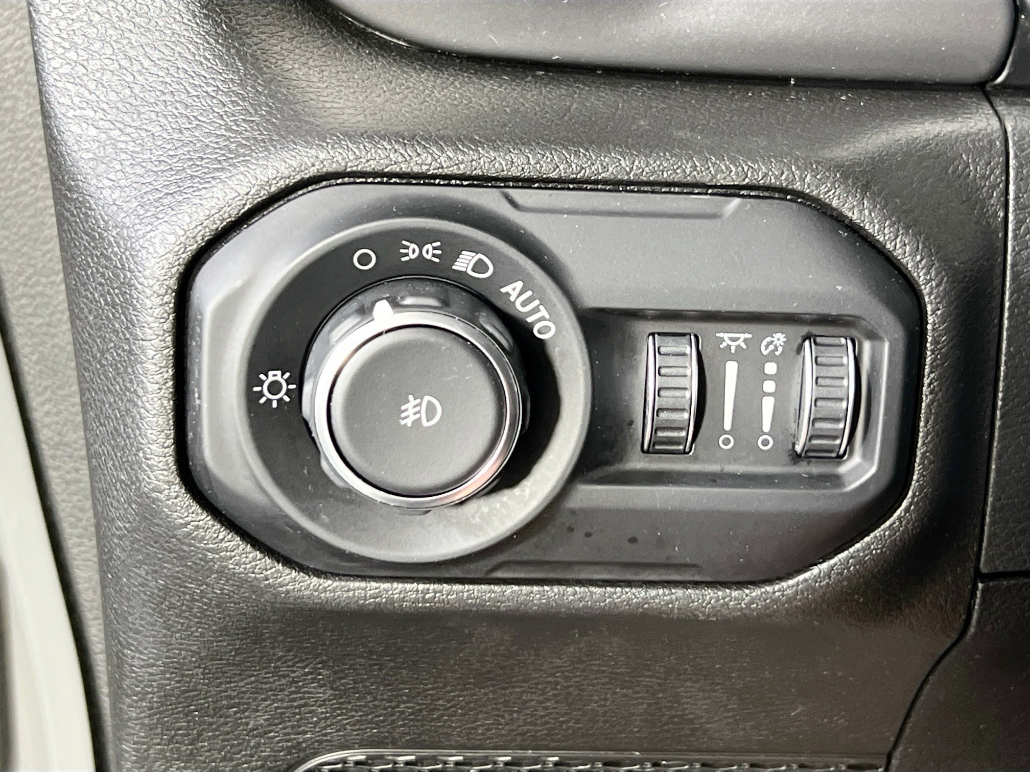 Used 2021 Jeep Wrangler Unlimited Sport AWD/4WD image 10