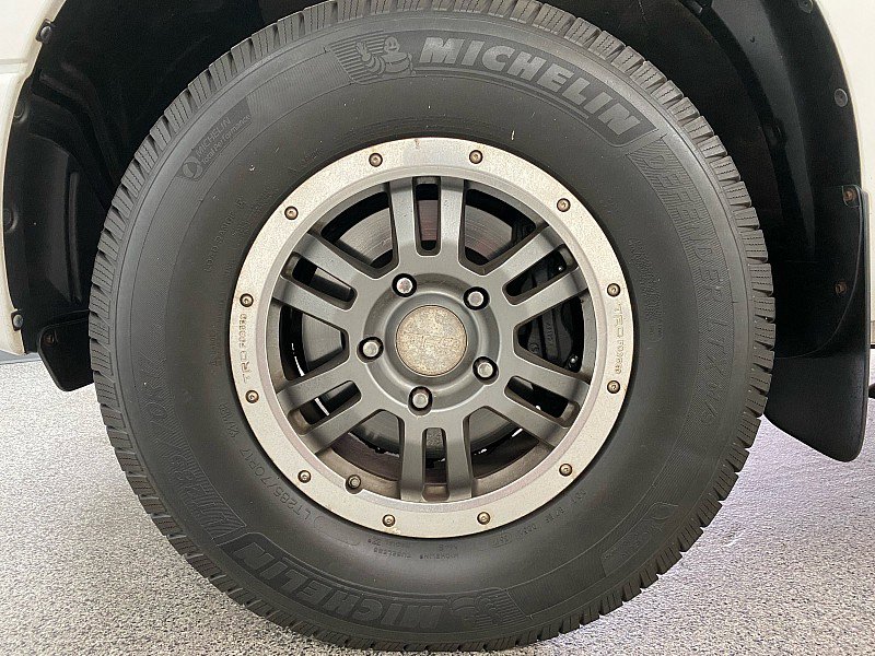 Used 2010 Toyota Tundra 4x4 Double Cab image 22