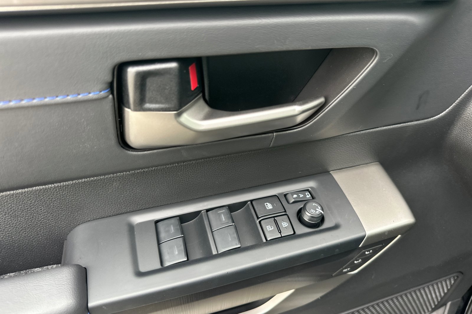 New 2026 Toyota Sequoia Platinum image 9