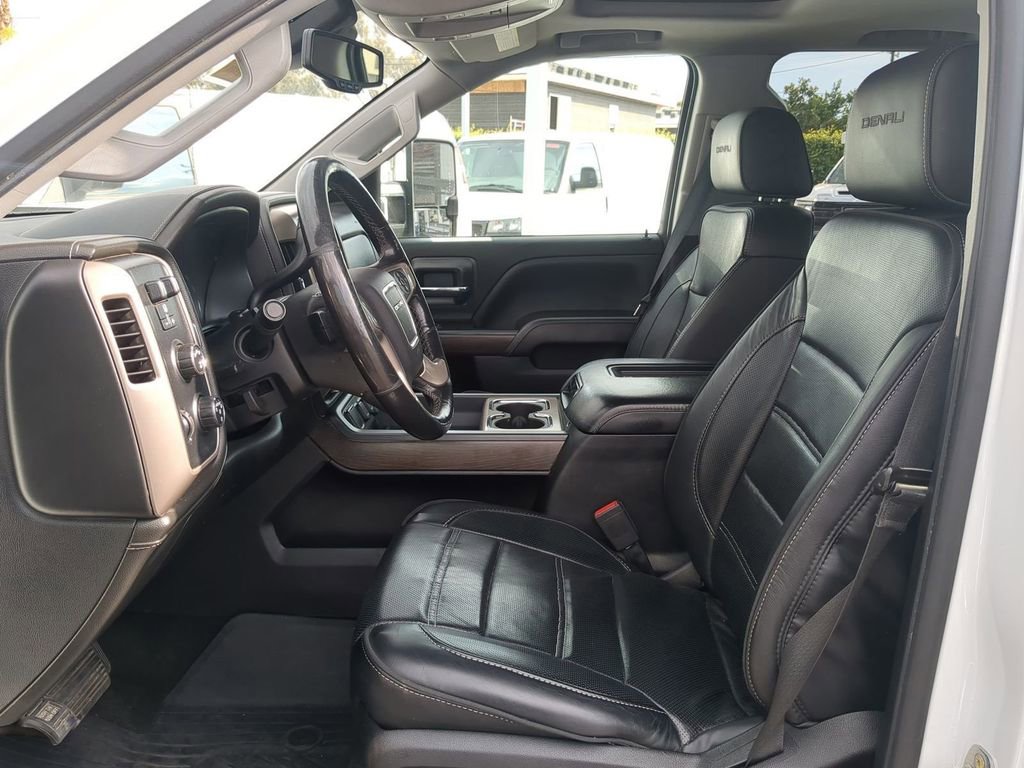 Used 2018 GMC Sierra 2500 Denali w/ Duramax Plus Package image 23