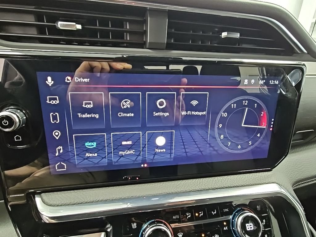 Used 2025 GMC Sierra 1500 Denali w/ Denali Reserve Package image 17