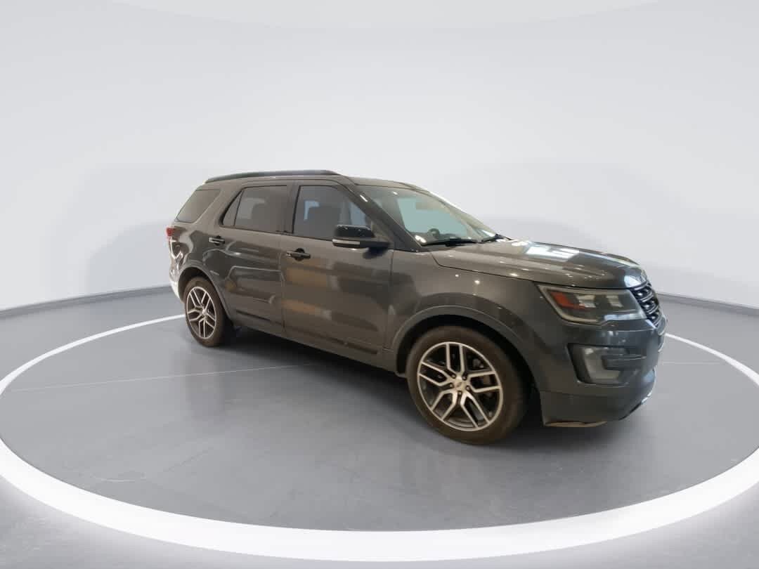 Used 2017 Ford Explorer Sport AWD/4WD image 2