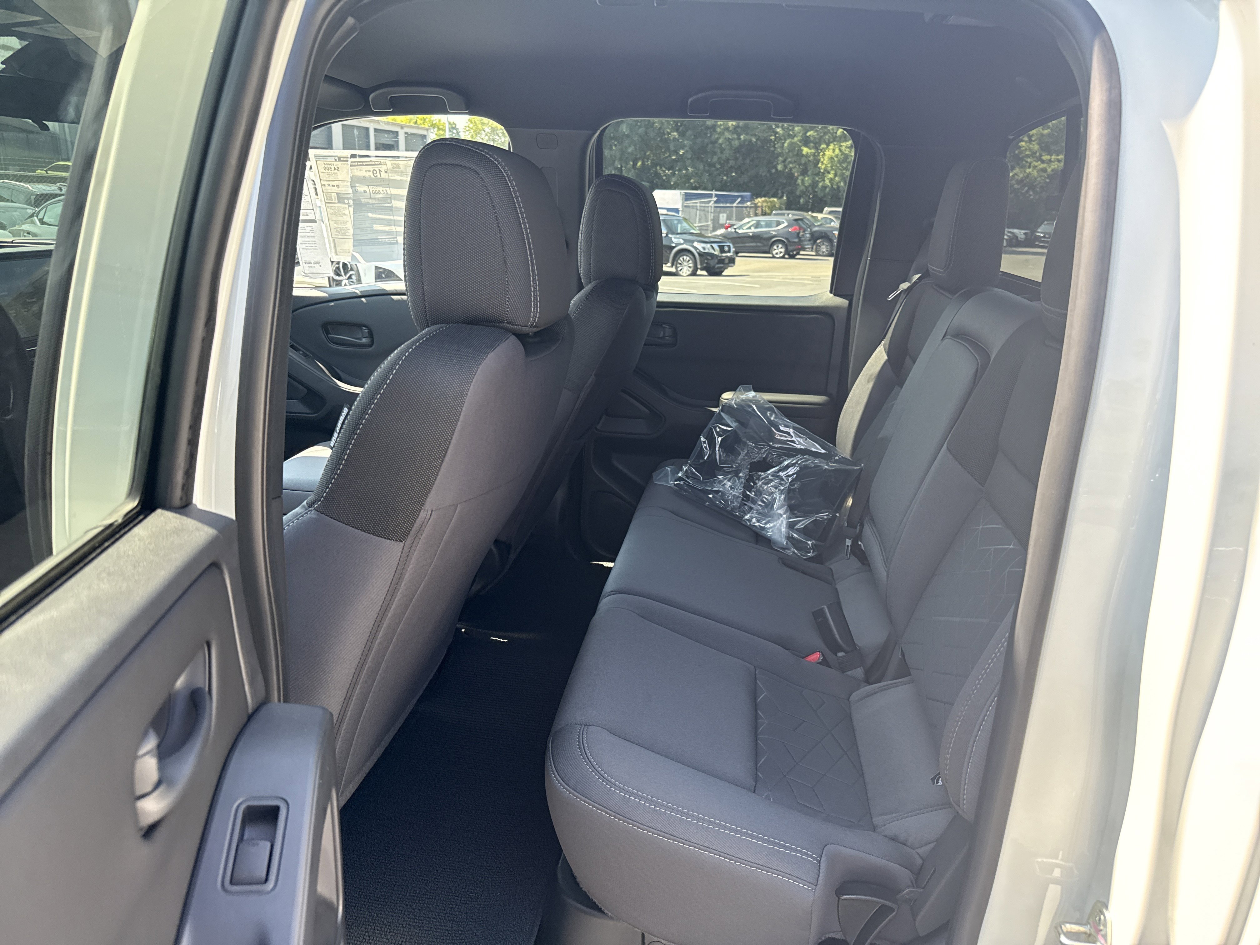 New 2026 Nissan Frontier SV image 4