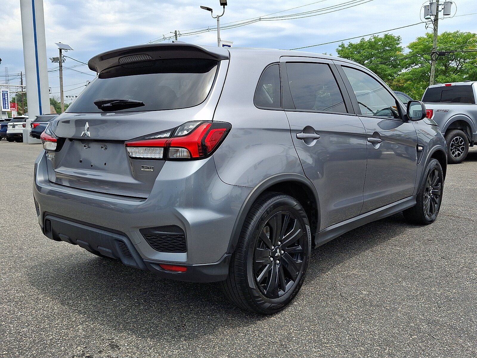Used 2022 Mitsubishi Outlander Sport LE FWD image 5