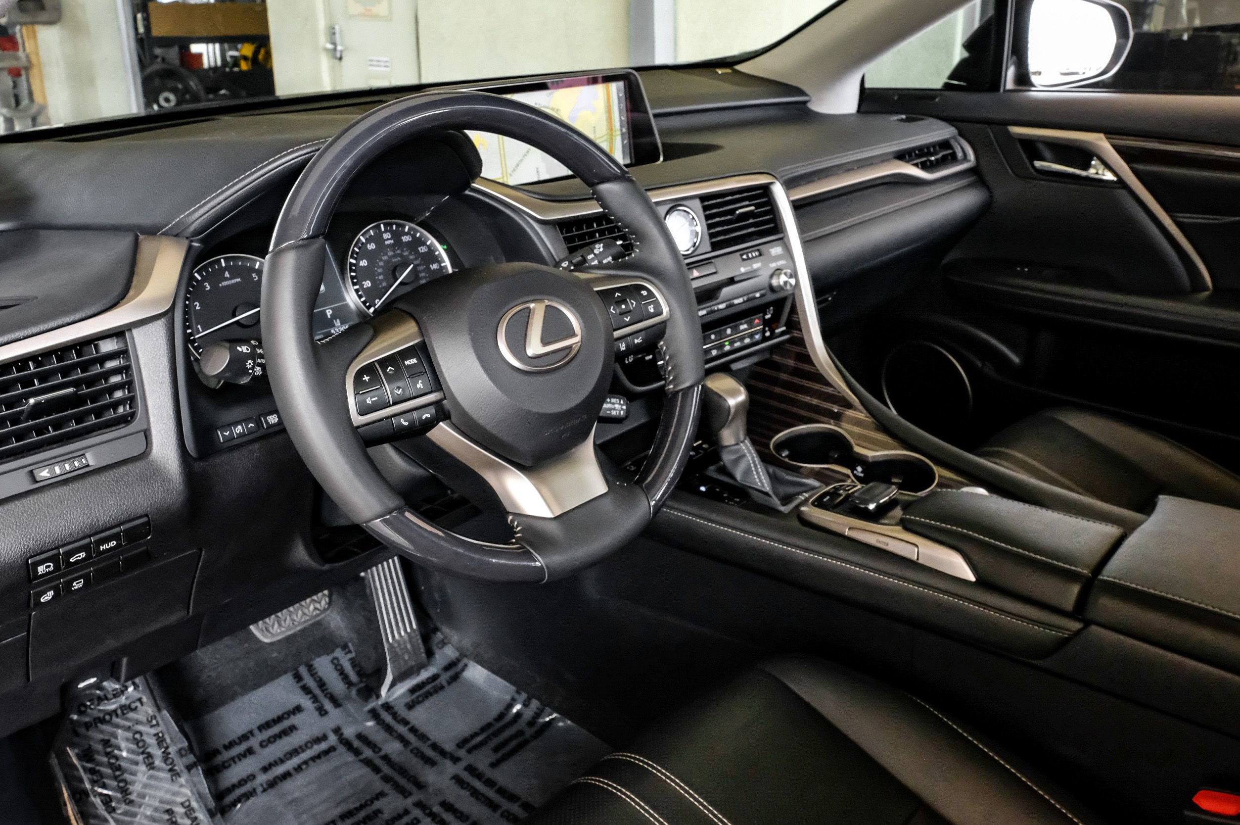 Used 2019 Lexus RX 350 FWD w/ Luxury Package image 2