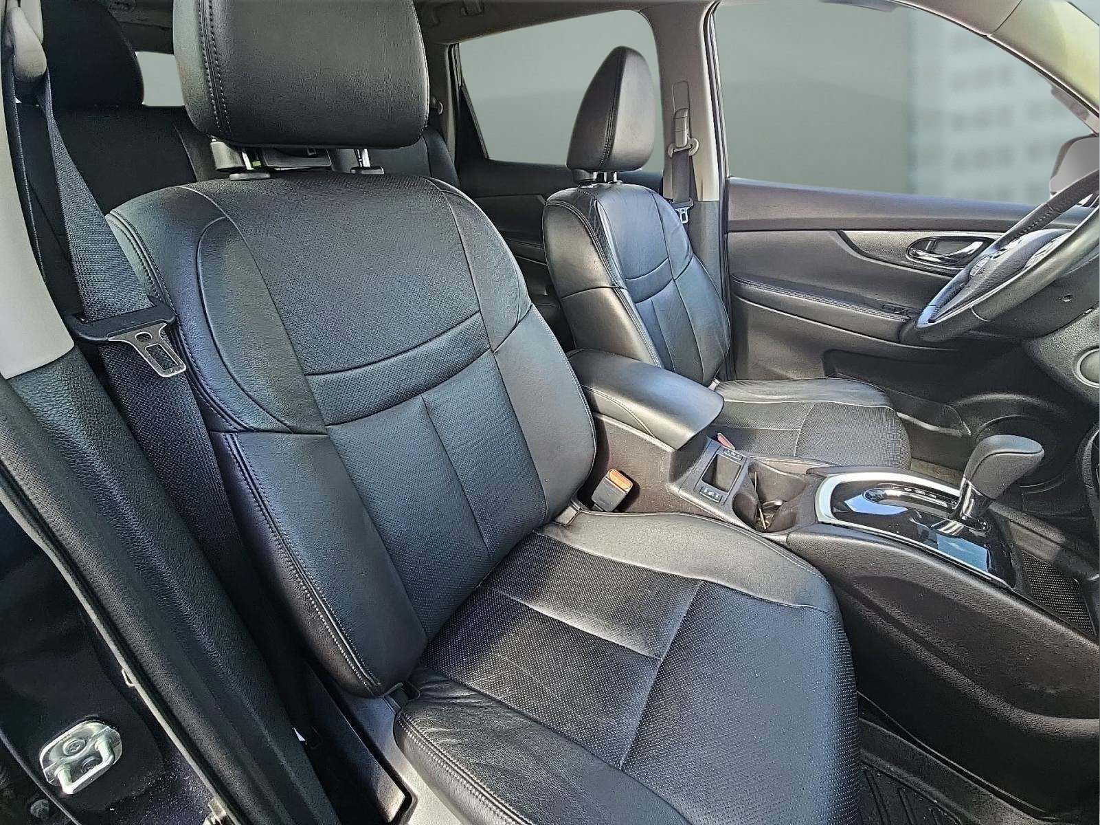 Used 2015 Nissan Rogue SL w/ SL Premium Package image 5