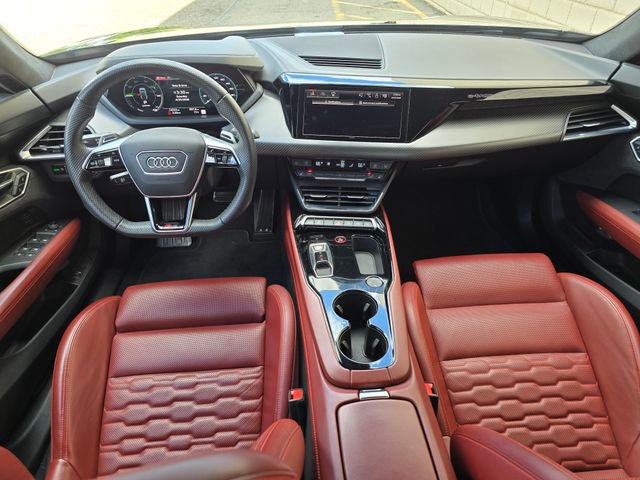 Used 2024 Audi RS e-tron GT w/ Carbon Performance Package AWD/4WD image 2