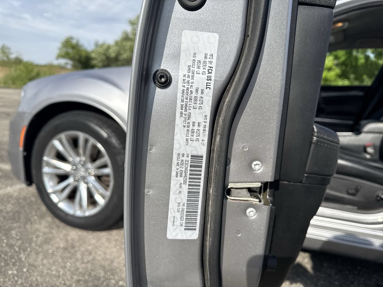 Used 2017 Chrysler 300 Limited RWD image 32