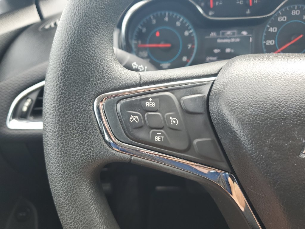 Used 2017 Chevrolet Cruze LT w/ Convenience Package FWD image 19