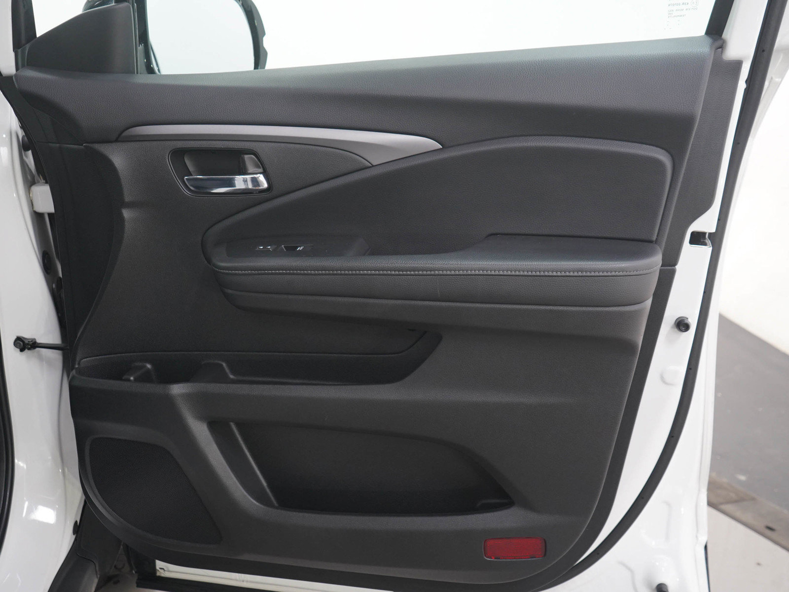 Used 2020 Honda Ridgeline Sport image 12