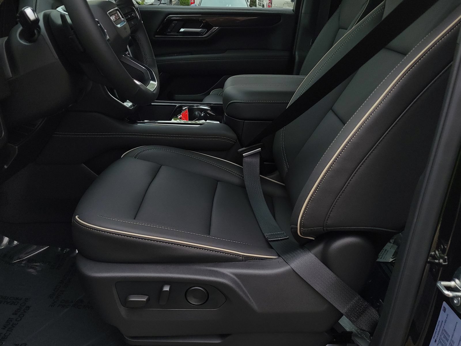 New 2026 GMC Yukon XL Elevation AWD/4WD image 9