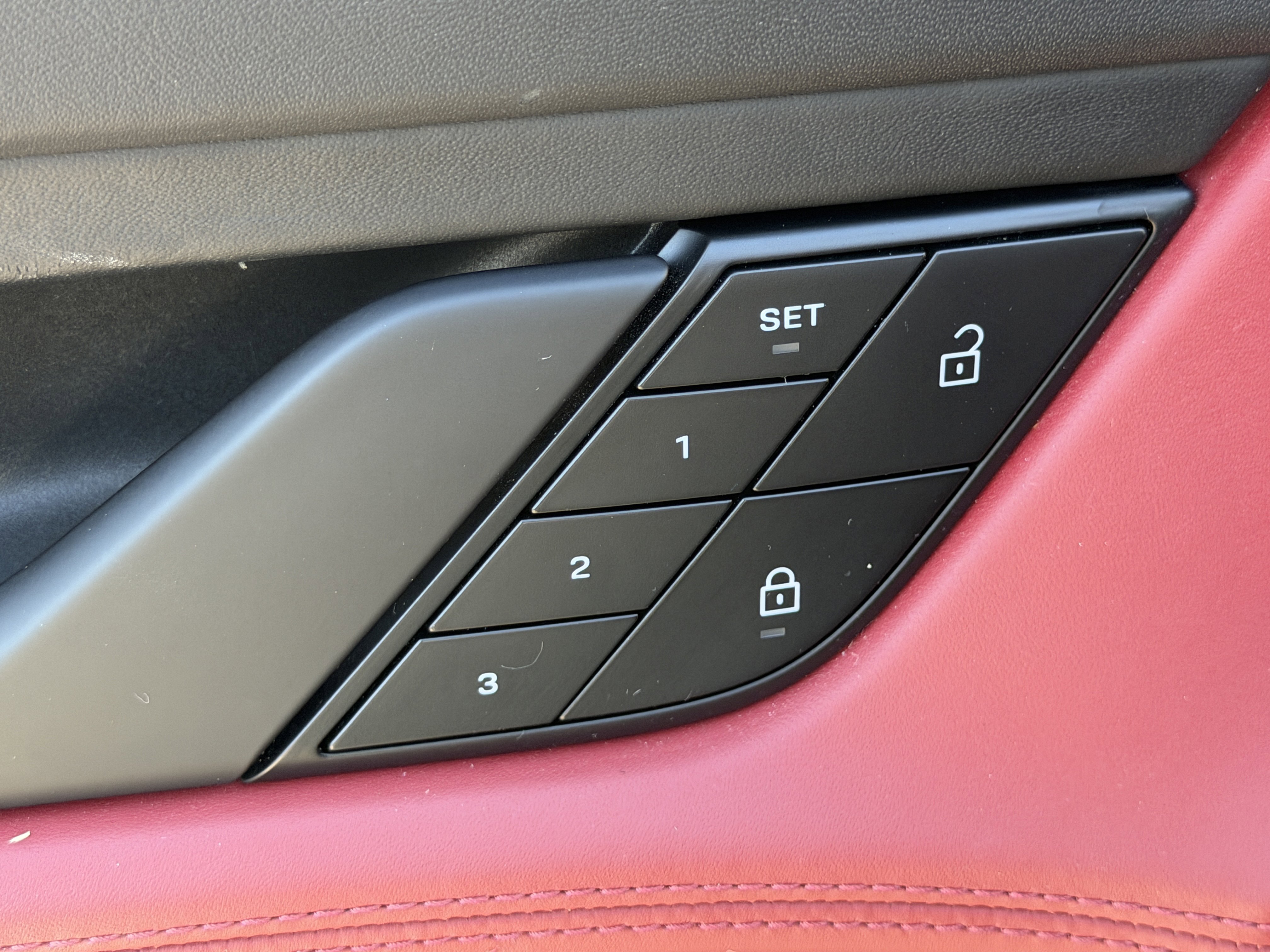 Certified 2023 Porsche Taycan image 24