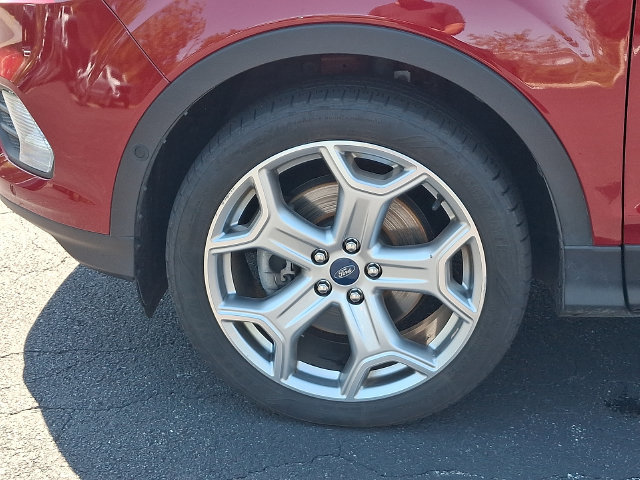 Used 2019 Ford Escape Titanium AWD/4WD image 34