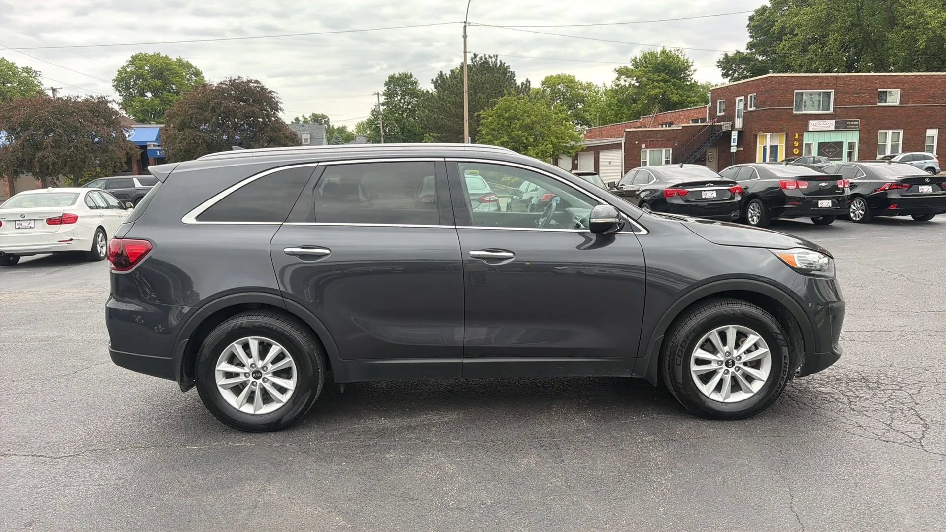 Used 2019 Kia Sorento FWD w/ Option Group 020 image 4